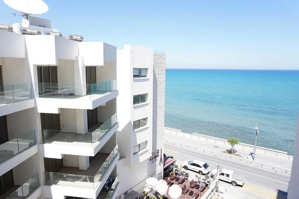 Lazuli Beach & Pool Apartment 501 Larnaca