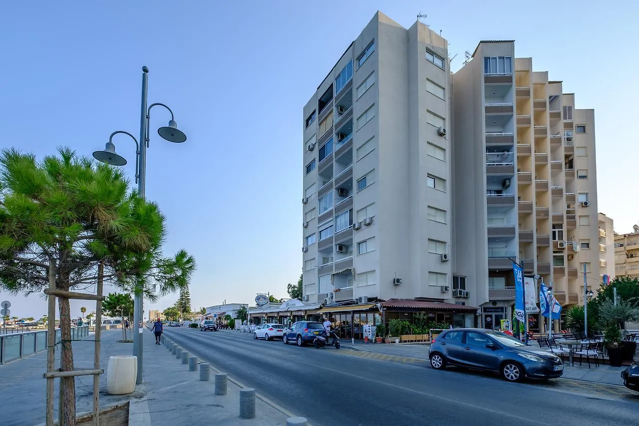 Lazuli Beach & Pool Apartment 501 Larnaca